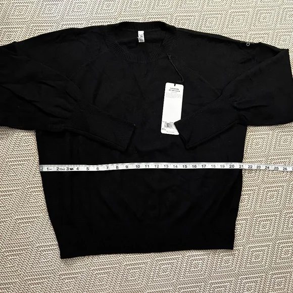 (NWT) ALO | Cashmere Jet Set Crew Sweater in Black, Size M - Picture 7 of 8